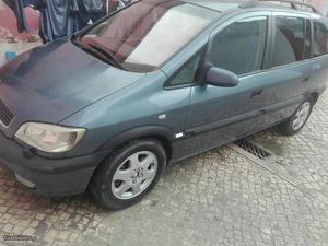 Opel Zafira 2.0 dti 7 lugares -00 Janeiro/00 - à venda -