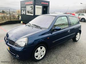 Renault Clio A/C automatico Outubro/01 - à venda - Ligeiros