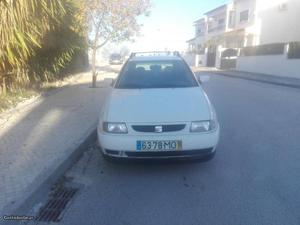 Seat Cordoba 1.4 Janeiro/99 - à venda - Ligeiros