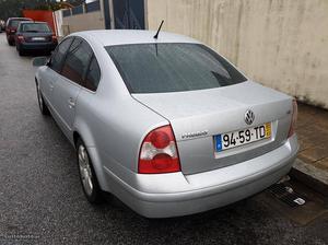 VW Passat 1.9 tdi 130 cv Fevereiro/02 - à venda - Ligeiros