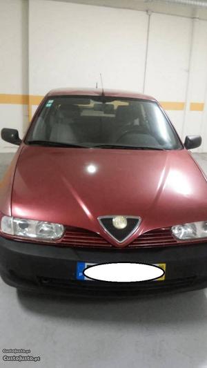 Alfa Romeo 146 TD Março/96 - à venda - Ligeiros