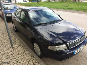 Audi A4 unico dono klm Janeiro/97 - à venda -