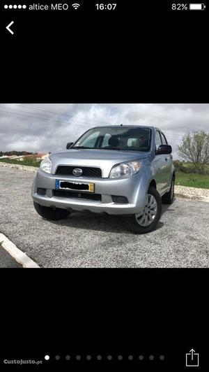 Daihatsu Terios 4WD Maio/07 - à venda - Ligeiros