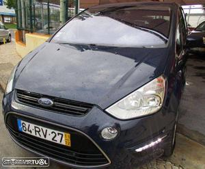 Ford S-Max 2.0 TDCi Tita S 7L Dezembro/11 - à venda -