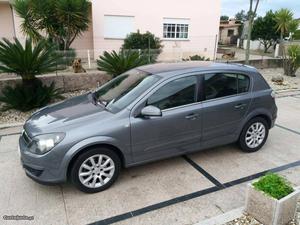 Opel Astra 1.7 Cdti 100cv Dezembro/04 - à venda - Ligeiros