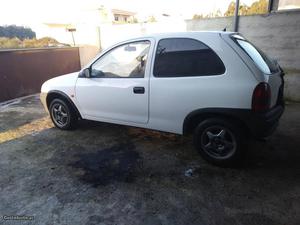 Opel Corsa B 1.7D IMPECAVEL Setembro/96 - à venda -