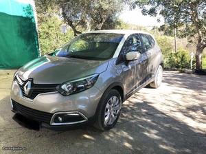 Renault Captur 1.5 dci Dezembro/15 - à venda - Ligeiros