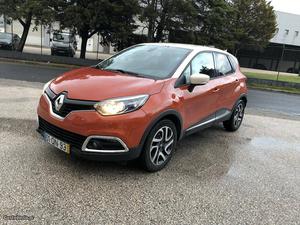 Renault Captur captur 0.9 Outubro/15 - à venda - Monovolume