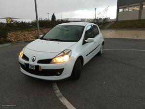 Renault Clio III fase I Maio/07 - à venda - Ligeiros