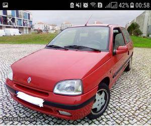 Renault Clio RTI Abril/97 - à venda - Ligeiros Passageiros,