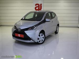 Toyota Aygo 1.0 X-Play+AC