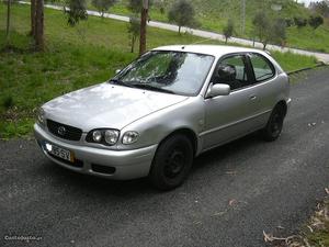 Toyota Corolla 2.0 D4D 1 Dono Janeiro/02 - à venda -