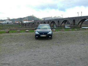 Ford Focus Nacional Março/04 - à venda - Ligeiros