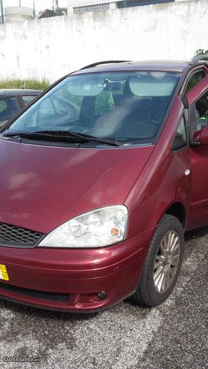 Ford Galaxy 7lugares Março/01 - à venda - Ligeiros