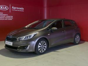 Kia Ceed 5DR 14D 6MT NAV LINE