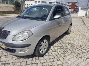 Lancia Ypsilon 1.2 de 8v Fevereiro/06 - à venda - Ligeiros