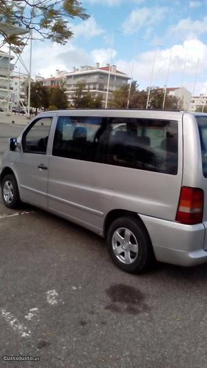 Mercedes-Benz Vito 110D (8 lugares Julho/98 - à venda -