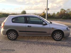 Nissan Almera 1.5 dci Fevereiro/03 - à venda - Comerciais /