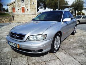 Opel Omega 2.5 TD Elegance Janeiro/00 - à venda - Ligeiros