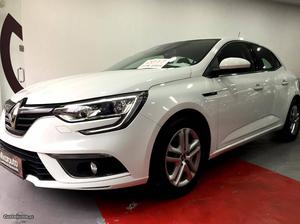 Renault Mégane IV R-LINK 298EUR S/ Março/17 - à venda -