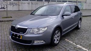 Skoda Superb 1.6 TDI FULL EXTRAS Dezembro/11 - à venda -