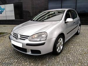 VW Golf 1.4 FSI 90 CV Julho/04 - à venda - Ligeiros