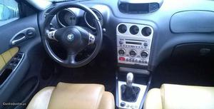 Alfa Romeo i 16v Junho/02 - à venda - Ligeiros