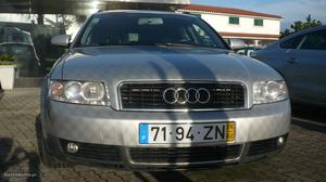 Audi A4 1.9 TDI 130cv 6v. Fevereiro/05 - à venda - Ligeiros