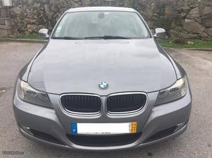 BMW 318 Touring 143cv Novembro/11 - à venda - Ligeiros