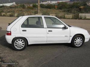 Citroën Saxo 1.5 Diesel 5 lugares Junho/00 - à venda -