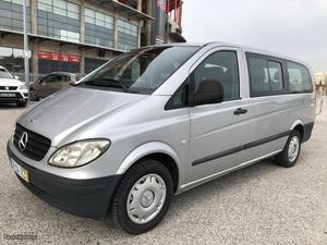 Mercedes-Benz Vito 111 CDi 9L Janeiro/04 - à venda -