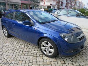 Opel Astra GTC 1.3 CDTI 90CV Junho/06 - à venda - Ligeiros