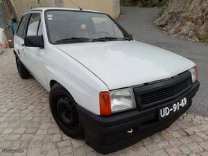 Opel Corsa 1.7 Td Dezembro/89 - à venda - Ligeiros