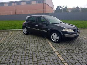 Renault Mégane 1.5DCI-NACIONAL Abril/04 - à venda -