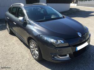 Renault Mégane Setembro/12 - à venda - Ligeiros