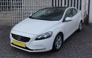 Volvo V40 D2 Momentum Special Novembro/13 - à venda -