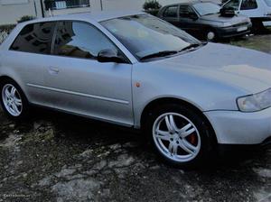 Audi A3 TDI 1,9 Dezembro/99 - à venda - Ligeiros