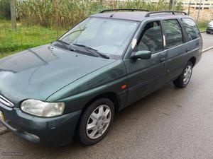 Ford Escort 1.6 cil 16 val Maio/98 - à venda - Ligeiros