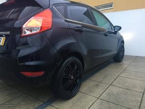 Ford Fiesta 1.0 Fevereiro/14 - à venda - Ligeiros