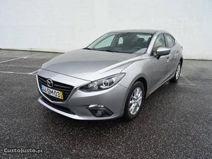 Mazda 3 Sedan CS 1.5 SKYAC D Fevereiro/17 - à venda -