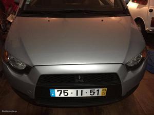 Mitsubishi Colt 1,3 Outubro/09 - à venda - Ligeiros