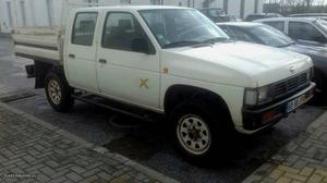 Nissan Pick Up 4x4 impecável Janeiro/98 - à venda -