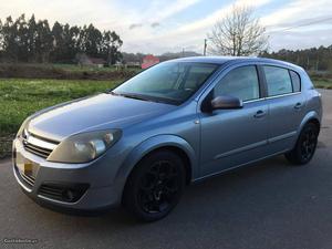 Opel Astra 1.7 CDTi Janeiro/06 - à venda - Ligeiros