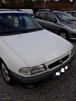 Opel Astra 1.7 TD motor Izuzu Agosto/95 - à venda -