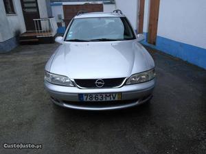 Opel Vectra CARAVAN 1.6 i Março/99 - à venda - Ligeiros