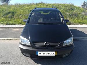 Opel Zafira 2.0 Dti Comfort AC Abril/03 - à venda -