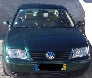 VW Bora Vcv Gasolina Janeiro/99 - à venda - Ligeiros