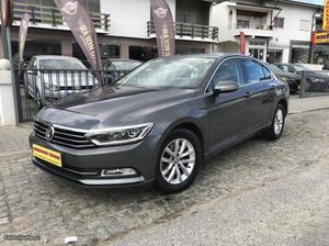 VW Passat 2.0 Tdi 150cv Janeiro/15 - à venda - Ligeiros