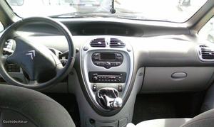 Citroën Xsara Picasso Setembro/04 - à venda - Ligeiros