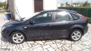 Ford Focus 1.6 tdci sport Dezembro/07 - à venda - Ligeiros